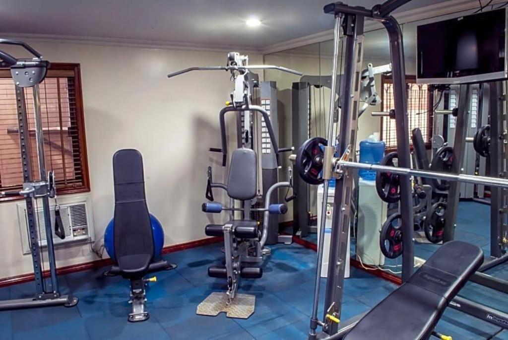 City Garden Suites Manila Kültér fotó